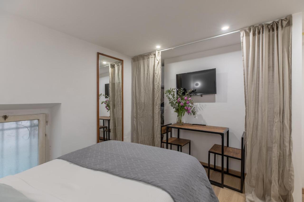 Апартаменты Iflat Small Studio In The Heart Of Trastevere Рим Экстерьер фото